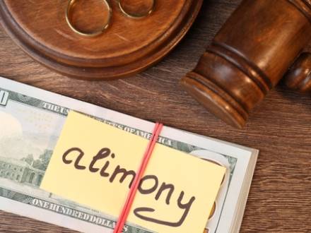 Naperville, IL Spousal Maintenance Attorney